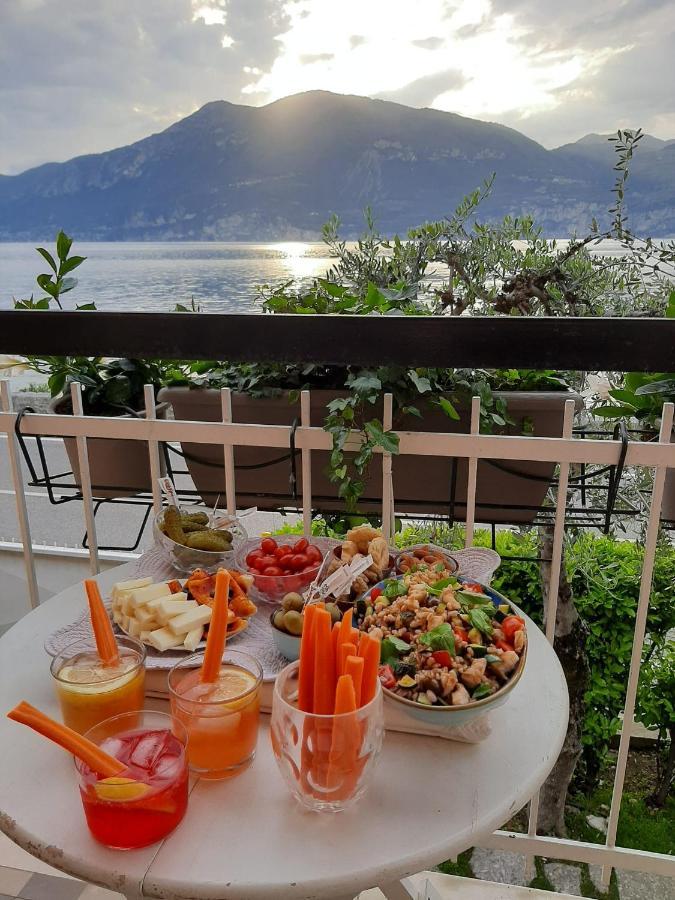 Villa Sul Lago Con Pontile Privato A Brenzone Sul Garda - Unique And Exclusive Zewnętrze zdjęcie