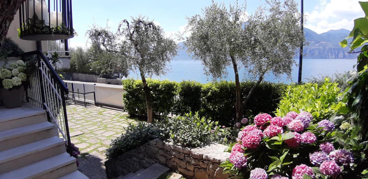 Villa Sul Lago Con Pontile Privato A Brenzone Sul Garda - Unique And Exclusive Zewnętrze zdjęcie