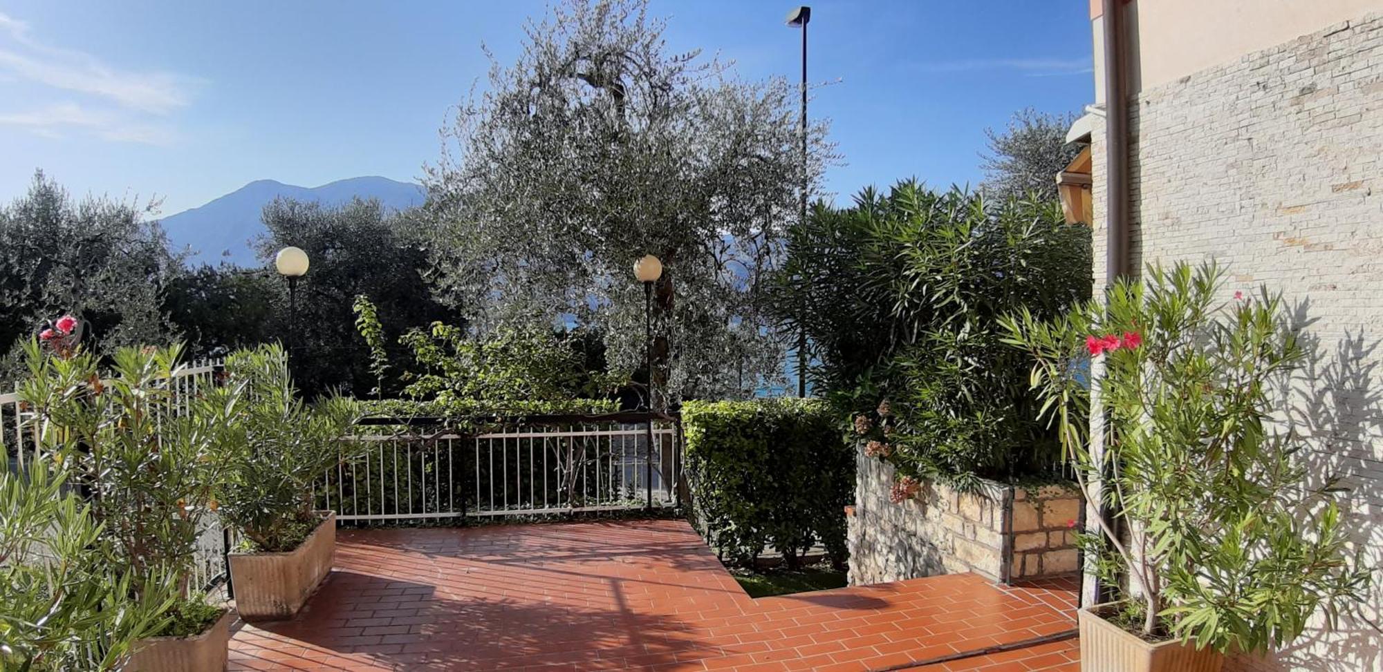Villa Sul Lago Con Pontile Privato A Brenzone Sul Garda - Unique And Exclusive Zewnętrze zdjęcie