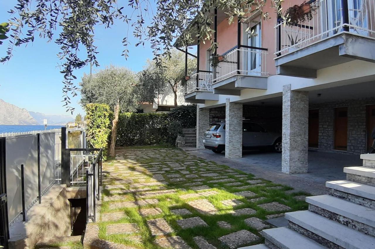 Villa Sul Lago Con Pontile Privato A Brenzone Sul Garda - Unique And Exclusive Zewnętrze zdjęcie