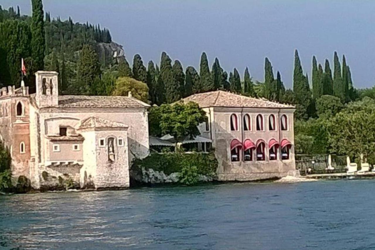 Villa Sul Lago Con Pontile Privato A Brenzone Sul Garda - Unique And Exclusive Zewnętrze zdjęcie