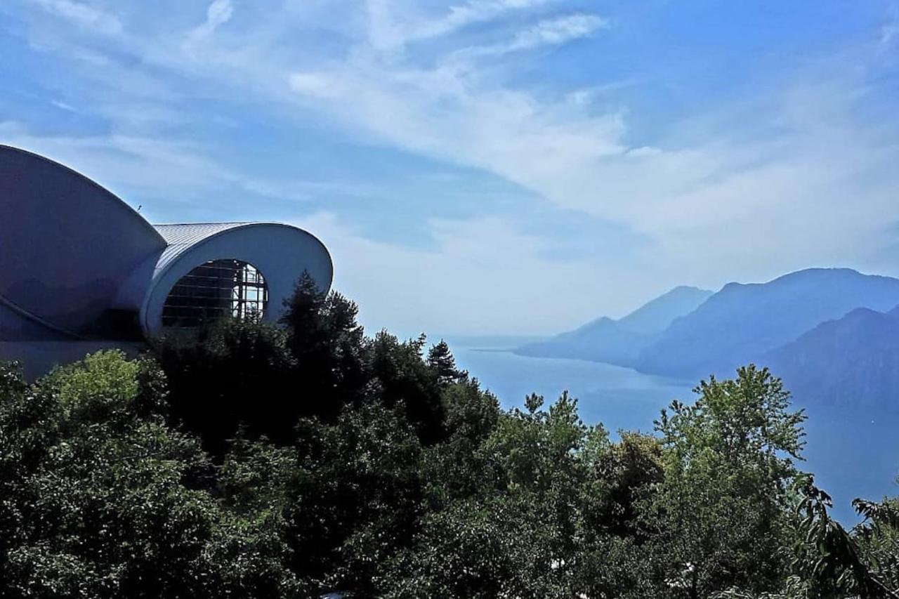 Villa Sul Lago Con Pontile Privato A Brenzone Sul Garda - Unique And Exclusive Zewnętrze zdjęcie