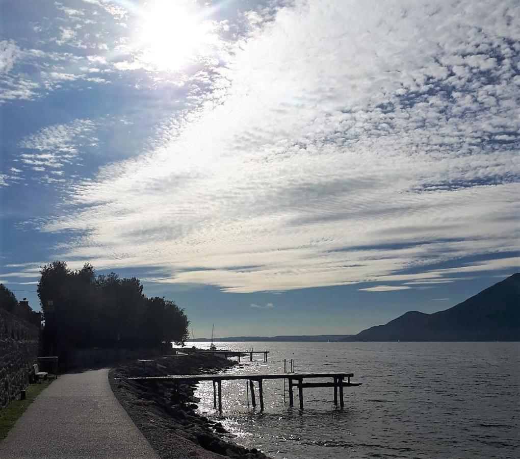 Villa Sul Lago Con Pontile Privato A Brenzone Sul Garda - Unique And Exclusive Zewnętrze zdjęcie