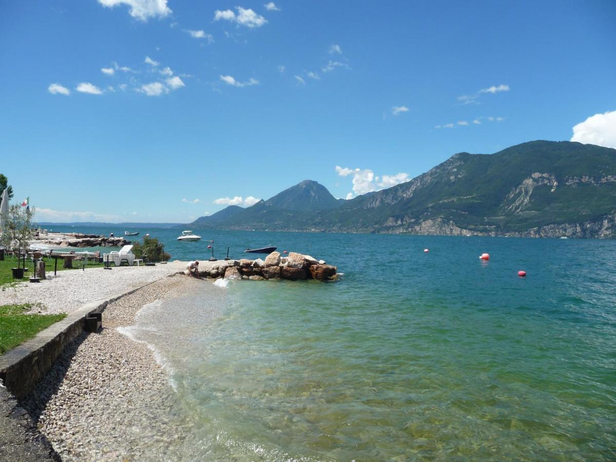 Villa Sul Lago Con Pontile Privato A Brenzone Sul Garda - Unique And Exclusive Zewnętrze zdjęcie